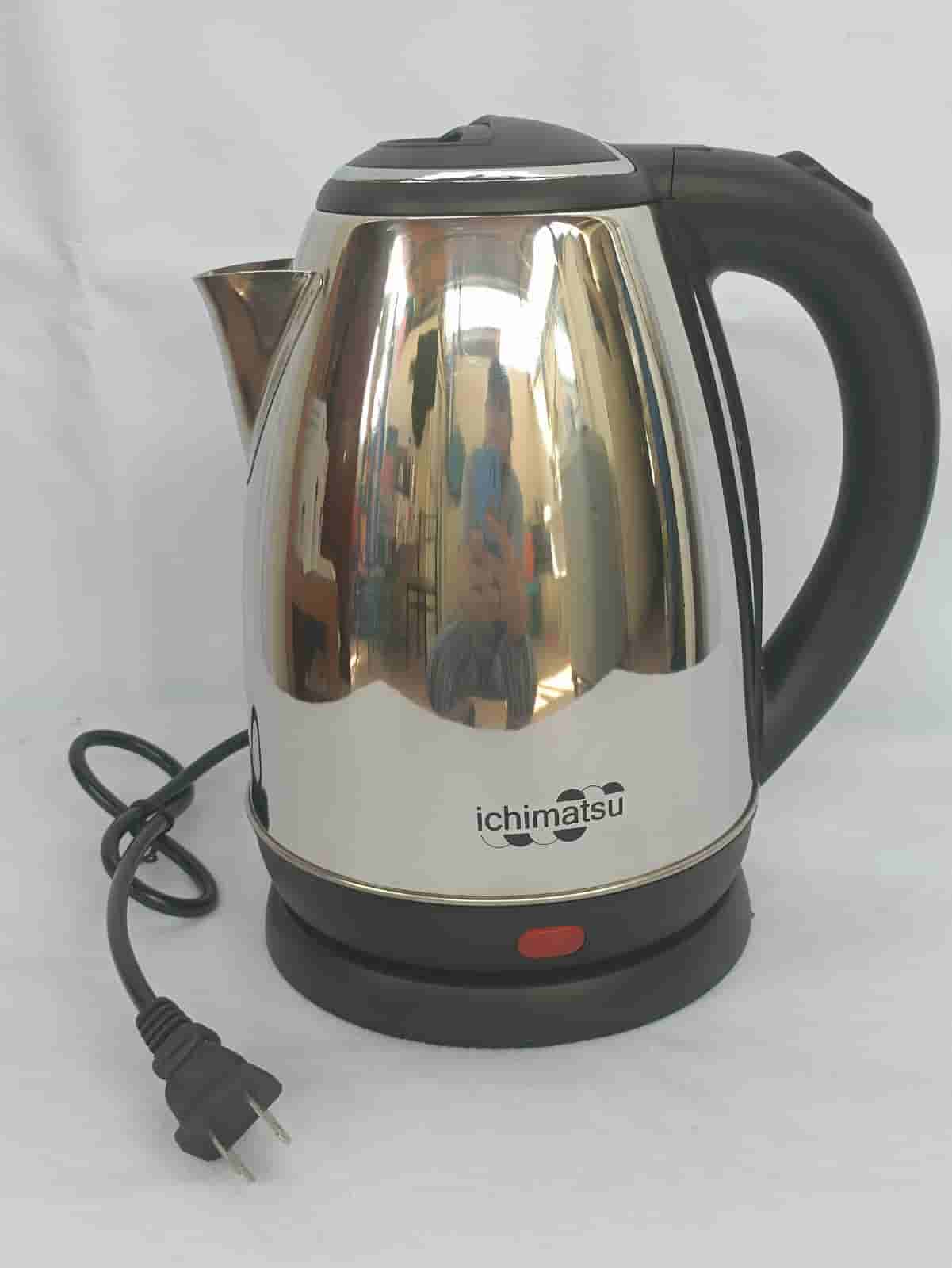 HERVIDOR ELECTRICO IMPORTADO DE 17LT. MATE - BRILLANTE